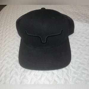 Black kimes hat
